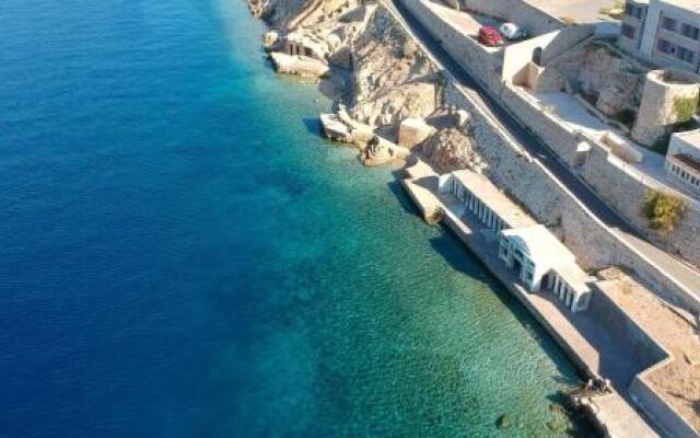 Lux Hotel Pansion