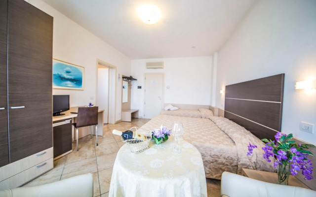 Renzo Hotel