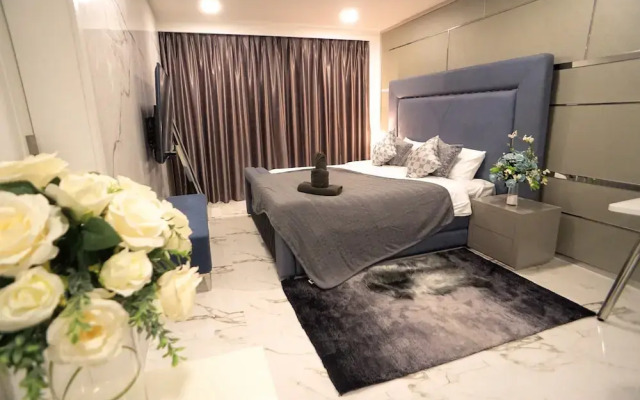 Private Pool Villa in Central Pattaya - Palmc7