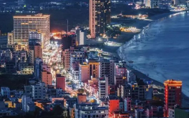 Shuangyuewan Hongsheng No.1 Resort，HuiDong