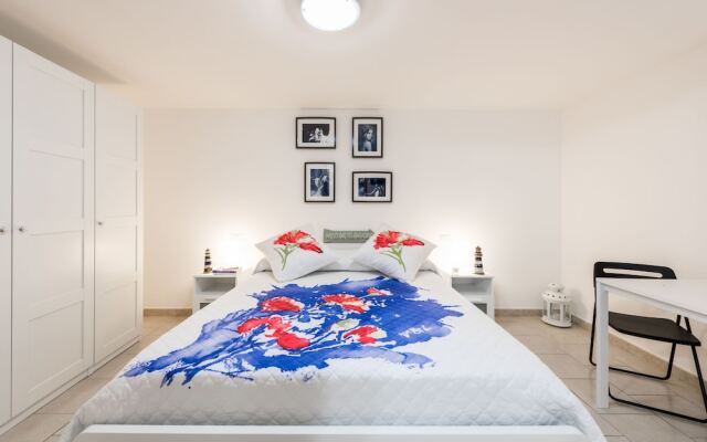 Montegrappa Apartment