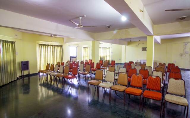 FabHotel Suryakiran Chinchwad