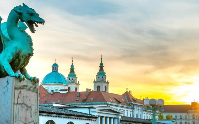 Tromostovje I In Heart of Ljubljana