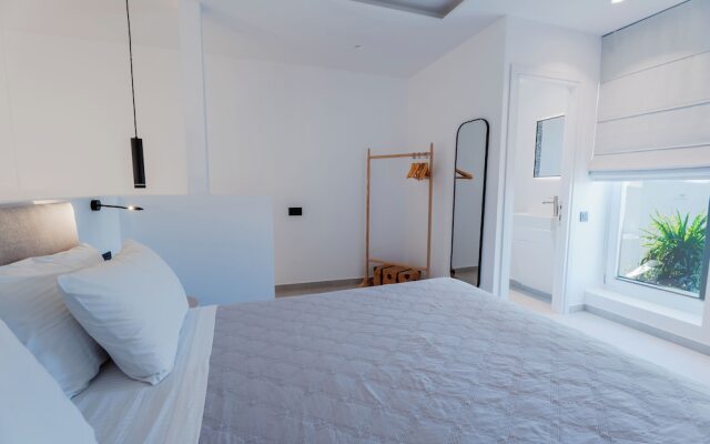 Oliving Mykonos Luxury Suites