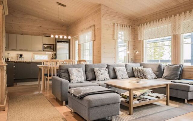 Holiday Home Kanervarinne