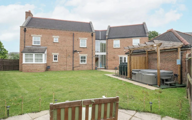 Chestnut Grange