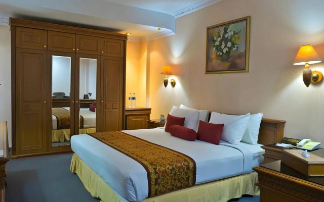 Abadi Hotel Convention Center
