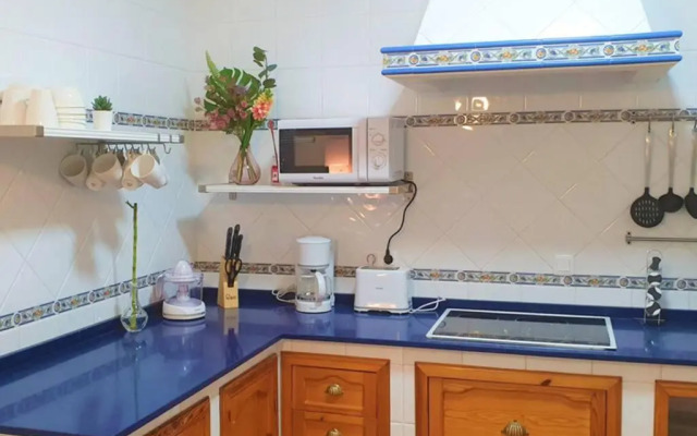 "Ñ" Casa Rural El Romeral - ALEGRÍA Housing