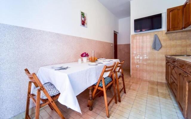 Apartments Ivan Z2 - 250m to beach