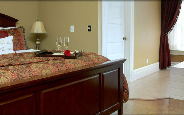 Arbor Guest House