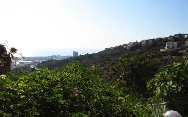 Eshkol Housing Carmel Center -Luxury Forest retreat