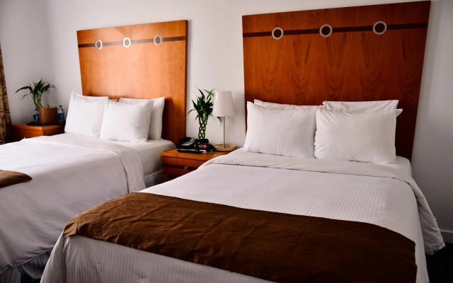 Majestic Hotel South Beach