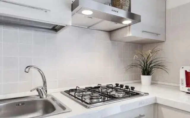 Suitelowcost - Limbiate