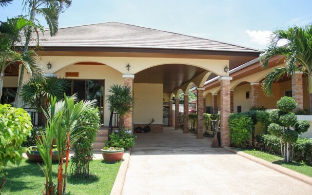 Ban Kitty Pool Villa Cha Am