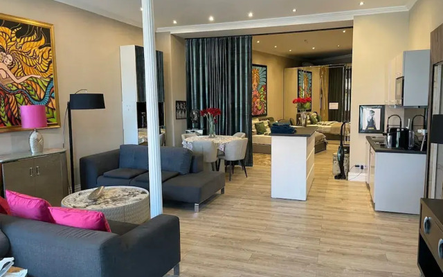 Maisonette in the Taunus With Mediterranean