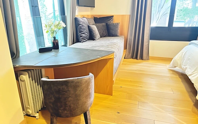 Modern Suite 1 - Heart of Roma Norte