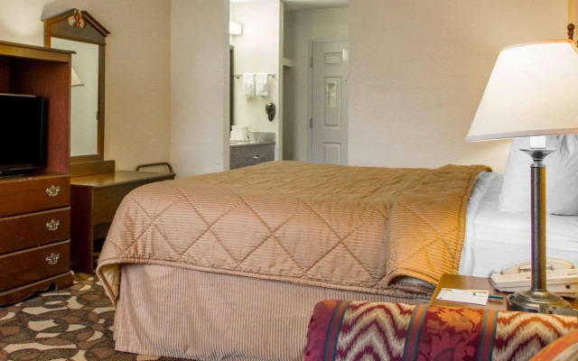 Quality Inn Broken Arrow - Tulsa