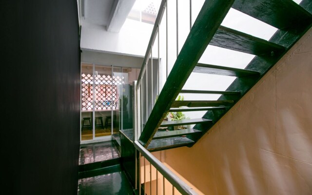 Oyo Chatel Hostel Bangkok