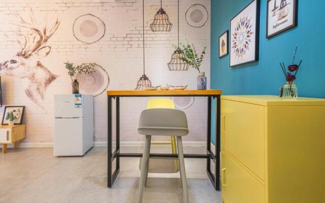 Zhengzhou Jinshui·CBD· Locals Apartment 00146910