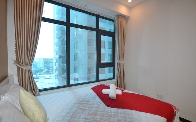The Crystal Apartment
