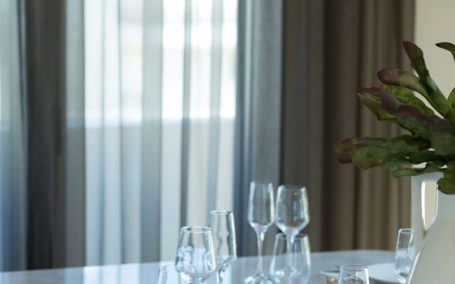 Elaia Luxury Apartments Glyfada
