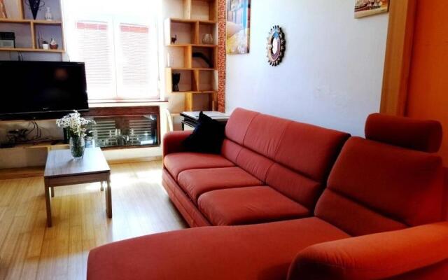 Urban view apartment with free parking