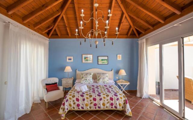 La Perla De La Bahia 912