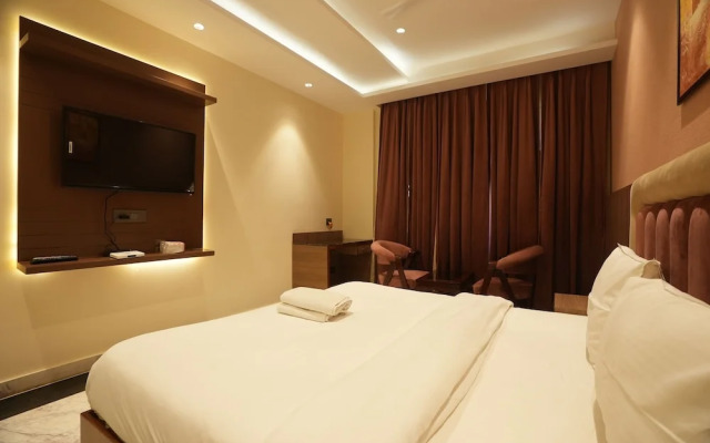 Lime Tree Hotels & Banquet Greater Noida