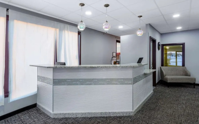 Baymont By Wyndham Rochester Mayo Clinic Area