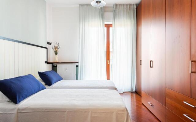 MyHomeInComo - Santa Chiara Apartment