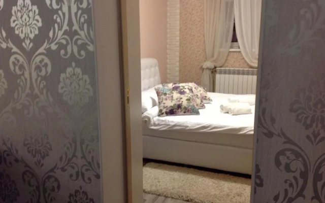 Vip Sadyba Svalyava Apartment