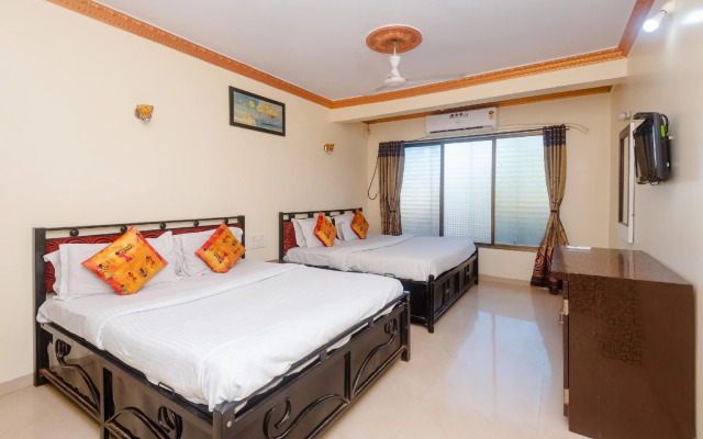 Spot on 38779 Roshan Residency