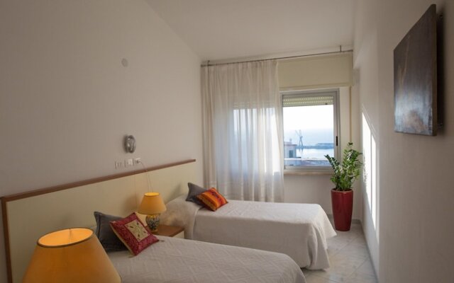 Vesuvian Inn