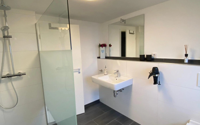 über den Dächern von Neheim