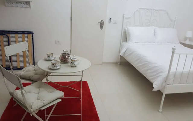 Regina's place