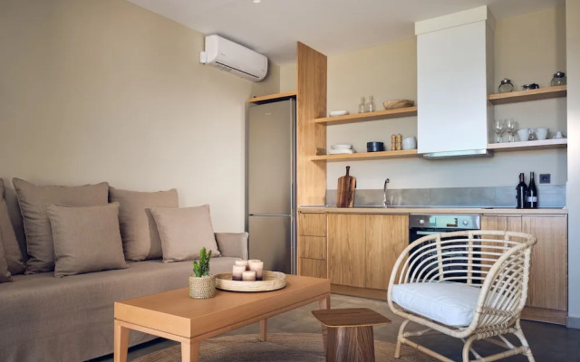 Oceanis Luxury Suites