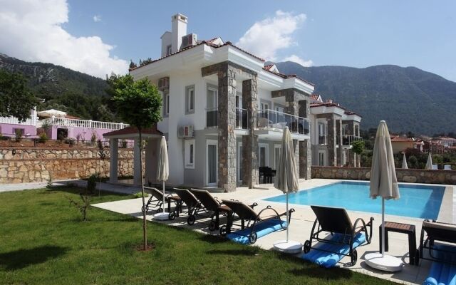 Golden Heights Villa 15