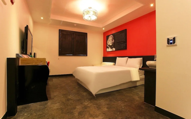 Wa Hotel