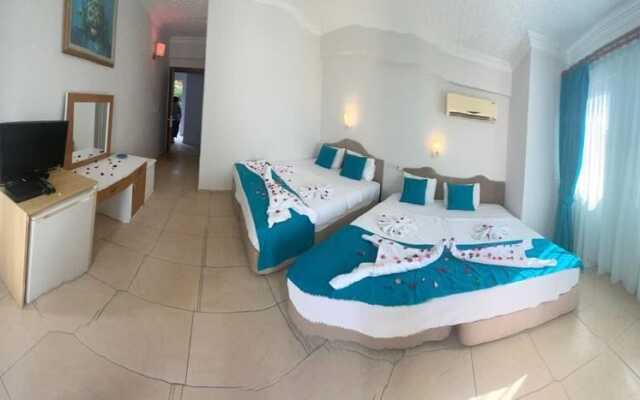 Yunus Hotel Oludeniz