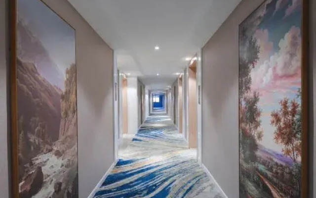 Vienna Hotel (Wanghai West Road, Dongtai)