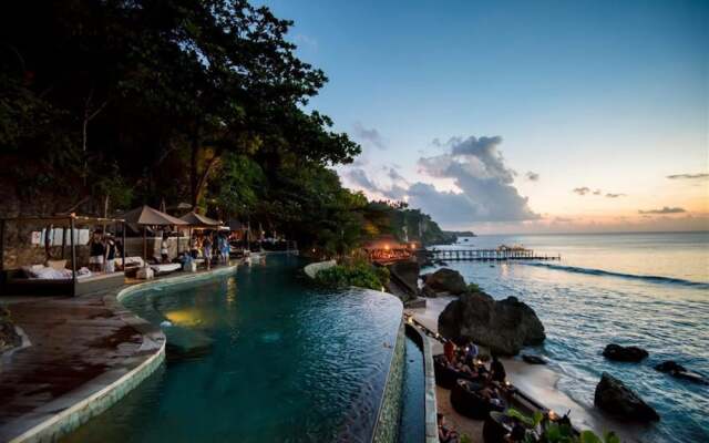 Ayana Residence Luxury Living