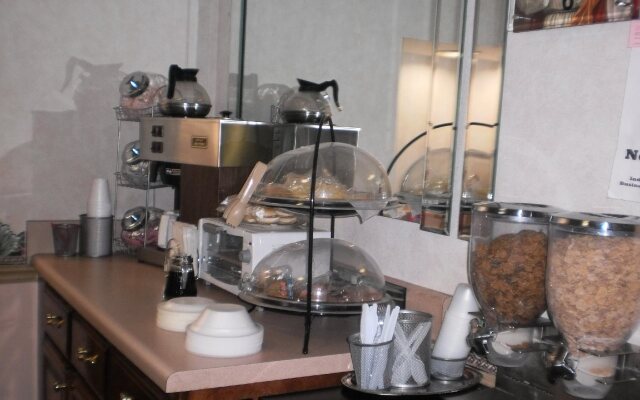 Executive Inn & Suites - Covington