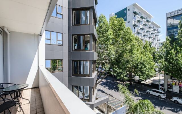 Toodles This Cbd Apartment Is Ready To Delight