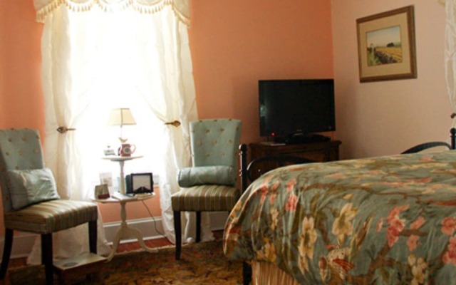 The Inn at 400 West High