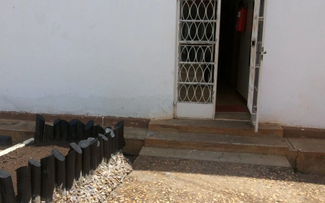 Enro Hotel