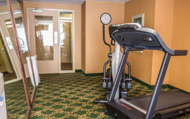 Quality Inn Mill Hall - Lamar