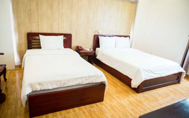 Xuan Hung Hotel