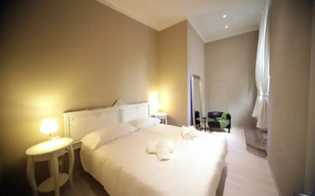 Short Walk to The Duomo Cozy 1BD Apt