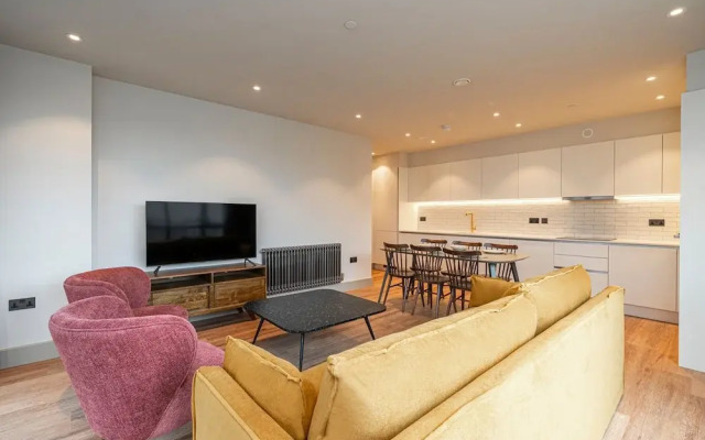 Modern Apartment in North London