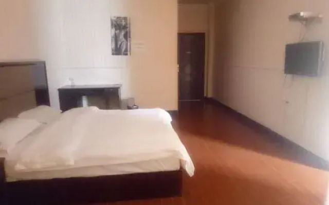 Lipu Yihua Hotel